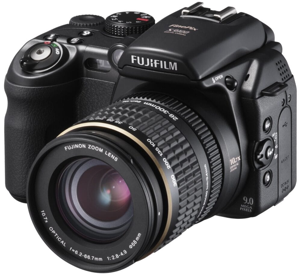 FujiFilm FinePix S9100