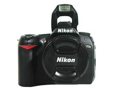 Nikon D70s